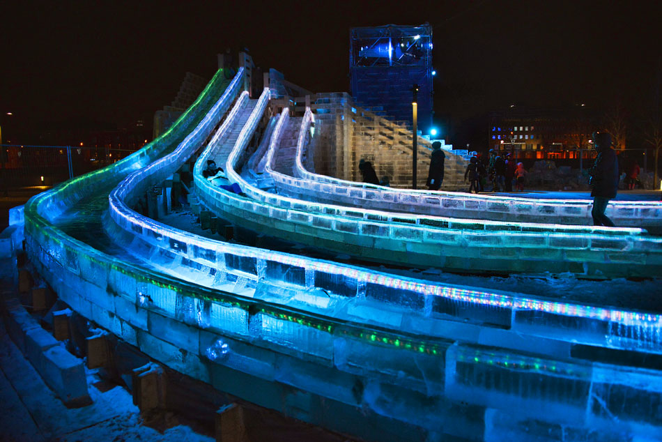 Горка 2024. Горки в Солнечном Иркутск. Ледяная горка Иркутск. Светящиеся горки. Самая большая горка в Екатеринбурге.